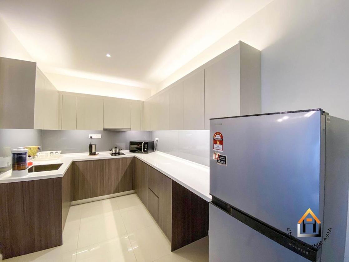 Suasana Jb Lifestyle By Neo